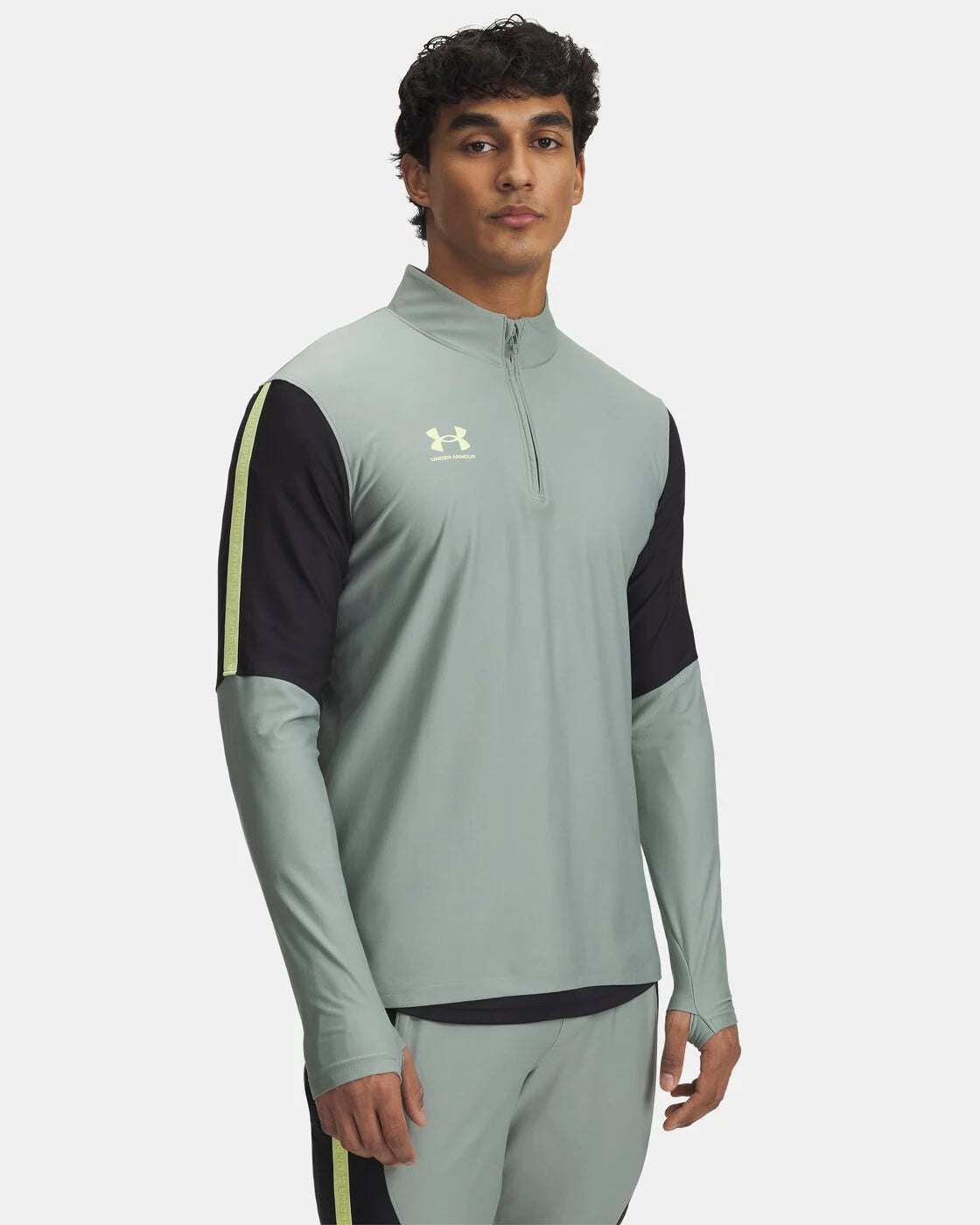 Men's UA Challenger